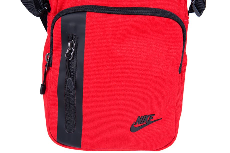 Nike Umhängetasche Core Small Items 3.0 BA5268 657 Nike Umhängetasche Core Small Items 3.0 BA5268 657