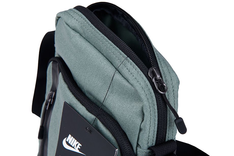 Nike Umhängetasche Core Small Items 3.0 BA5268 365 Nike Umhängetasche Core Small Items 3.0 BA5268 365