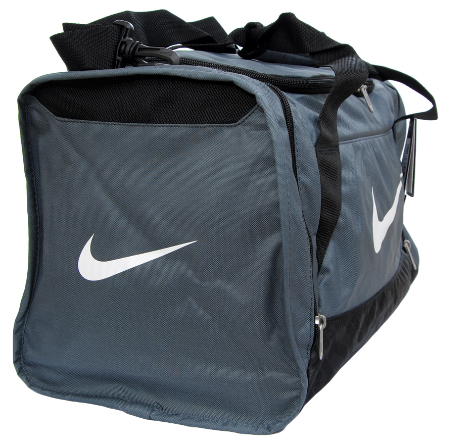 Nike Sporttasche mit Reißverschluss Brasilia 6 BA4829 074 