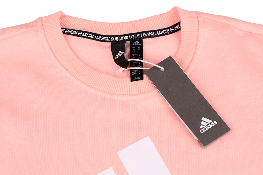 adidas Damen-Sweatshirt Badge of Sport Crew GC6926 adidas Damen-Sweatshirt Badge of Sport Crew GC6926