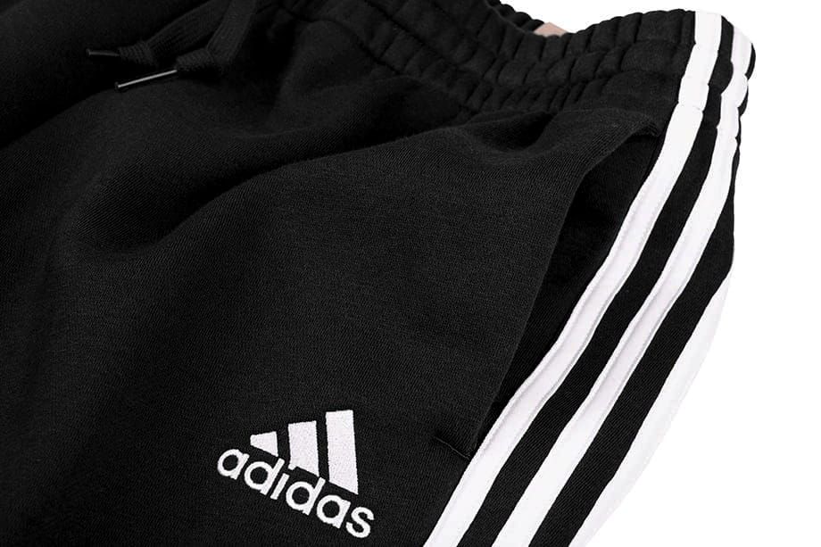 adidas Herren Jogginghose Essentials Tapered Elastic Cuff 3 Stripes Pant GK8829 roz.S OUTLET adidas Herren Jogginghose Essentials Tapered Elastic Cuff 3 Stripes Pant GK8829 roz.S OUTLET
