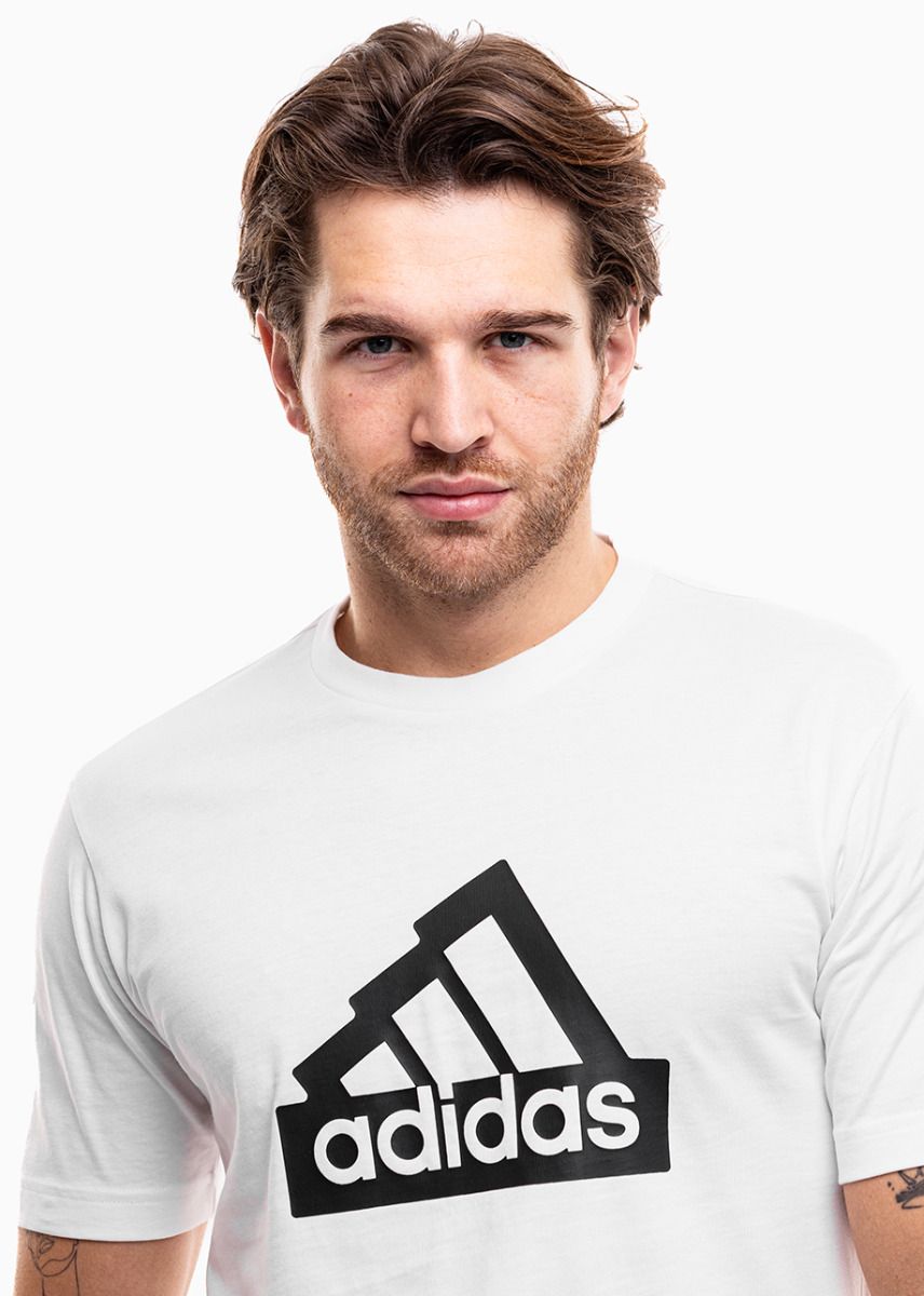 adidas Herren T-Shirt Modern Essentials Graphic IW2634