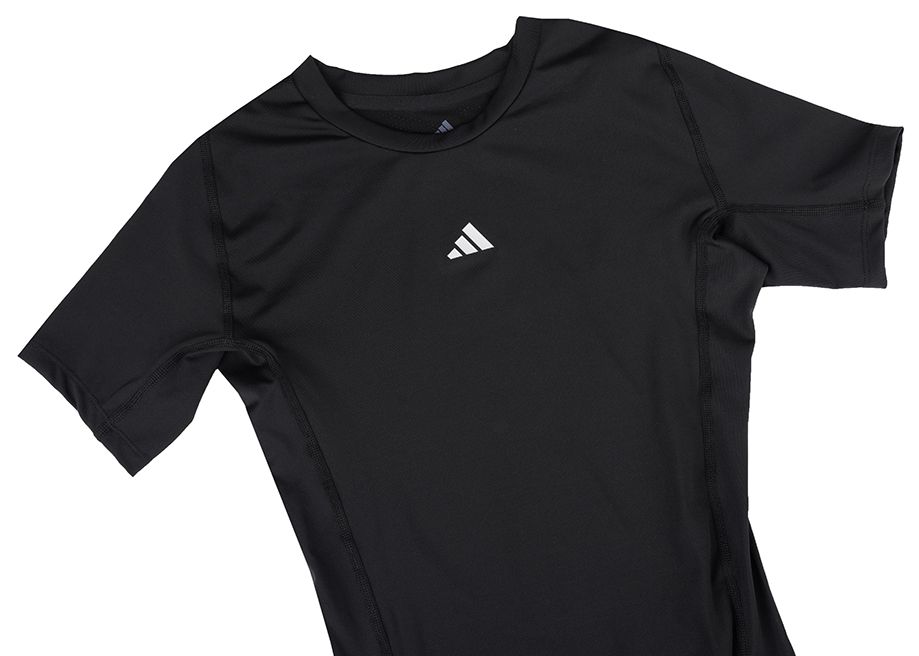 adidas Herren T-Shirt Techfit Short Sleeve Tee JP4674 adidas Herren T-Shirt Techfit Short Sleeve Tee JP4674