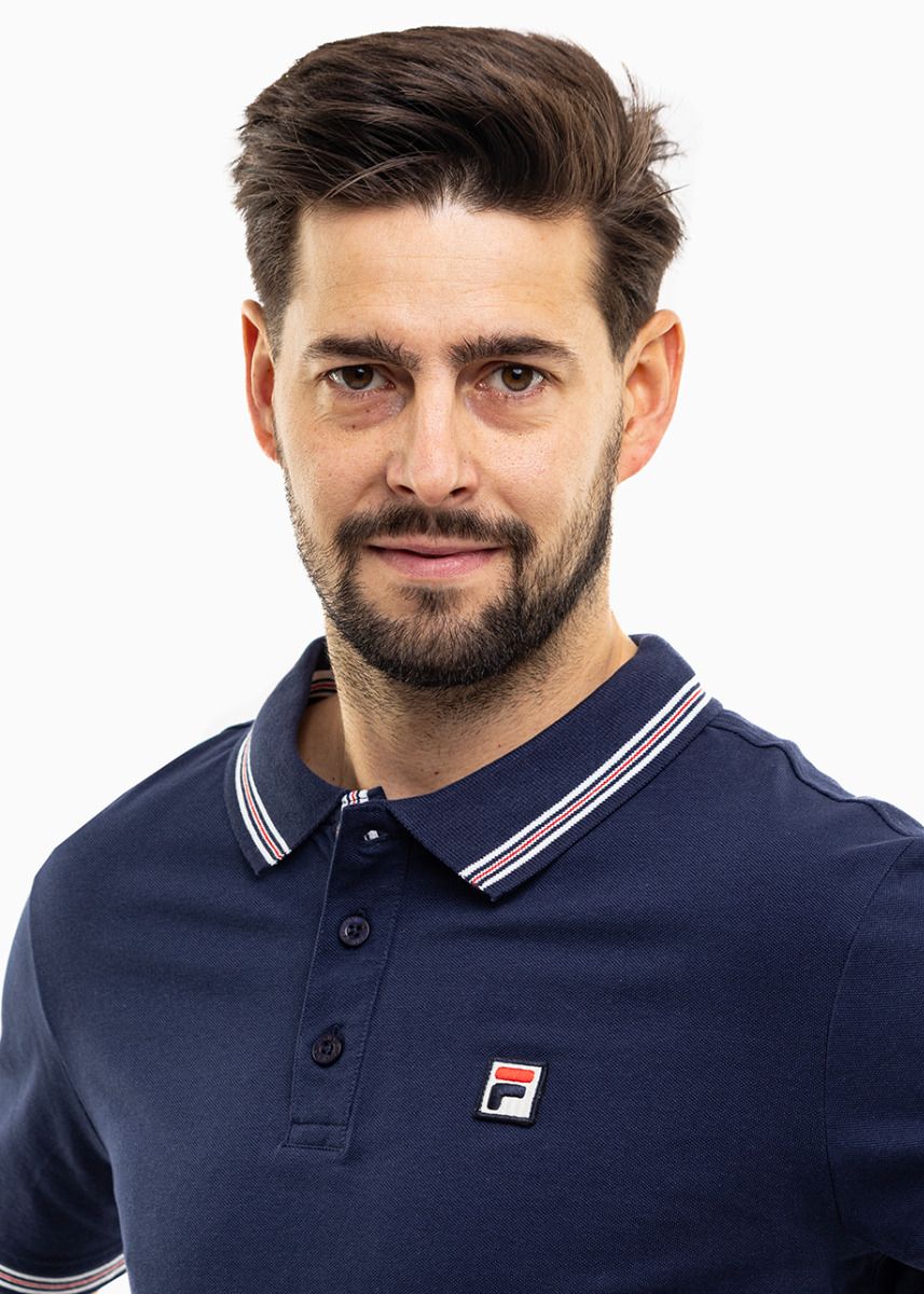 Fila Herren Polo T-Shirt Lubbeek FAM0898 50004 Fila Herren Polo T-Shirt Lubbeek FAM0898 50004
