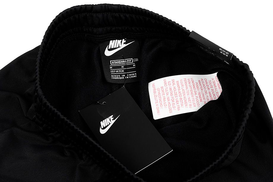 Nike Kinder Trainingsanzug NSW Futura Poly Cuff DH9661 010 Nike Kinder Trainingsanzug NSW Futura Poly Cuff DH9661 010
