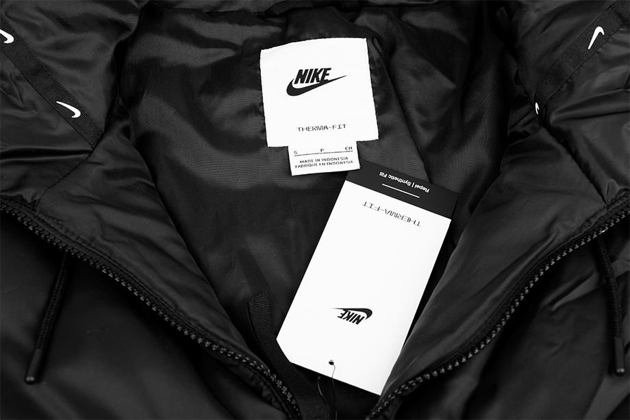 Nike Damen Jacke Nsw Tf Rpl Classic Tape Jkt DJ6997 010 Nike Damen Jacke Nsw Tf Rpl Classic Tape Jkt DJ6997 010