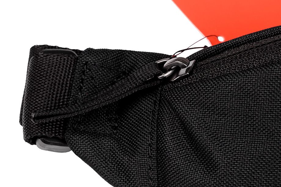 Nike Gürteltasche Heritage Hip Pack Small CV8964 010 Nike Gürteltasche Heritage Hip Pack Small CV8964 010