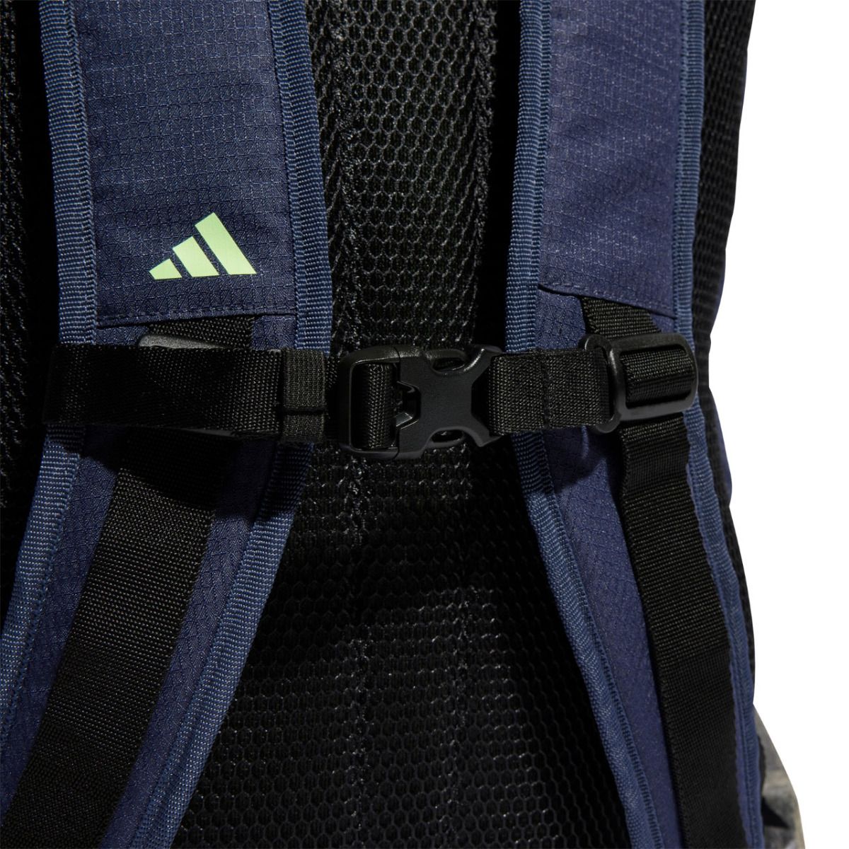 adidas Rucksack Essentials 3-Stripes IR9818