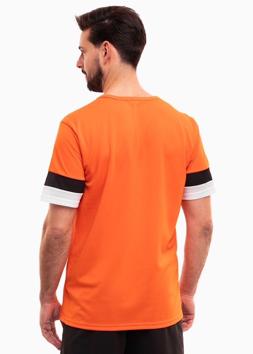 PUMA Sport-Set T-shirt Kurze Hose teamRISE Jersey 704932 08/704942 04 PUMA Sport-Set T-shirt Kurze Hose teamRISE Jersey 704932 08/704942 04