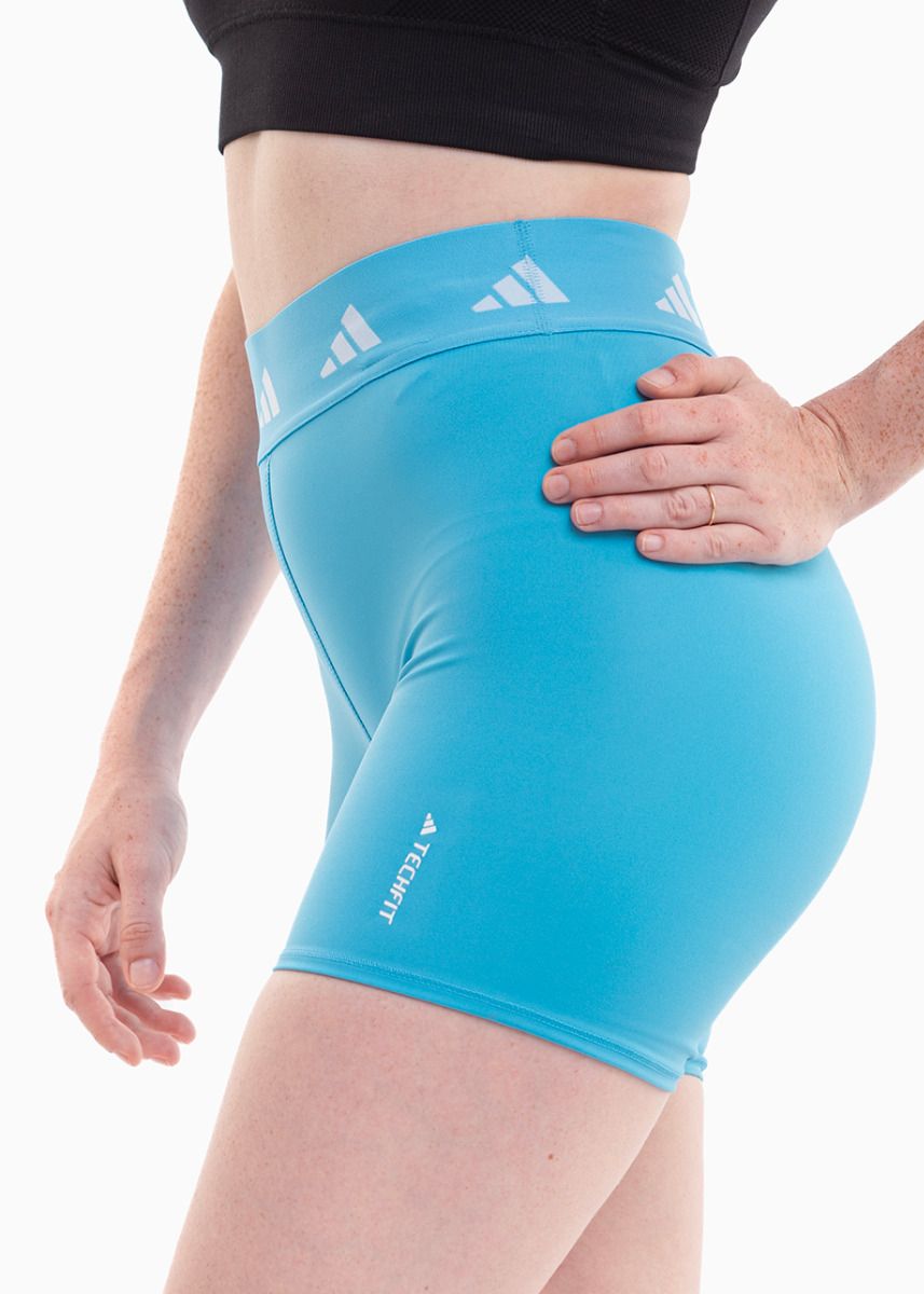 adidas Damen kurze Hose Techfit 4" IU1858