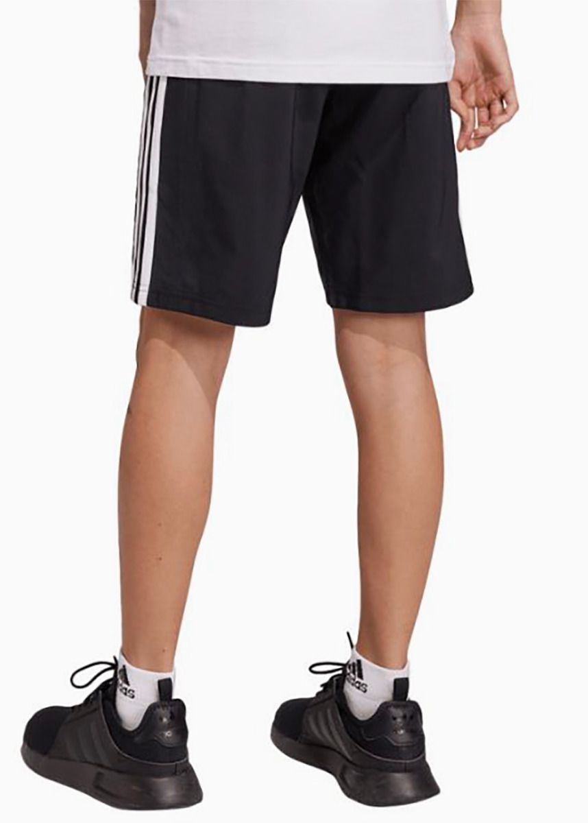 adidas Kinder kurze Hose Essentials 3-Stripes Woven HR6332 adidas Kinder kurze Hose Essentials 3-Stripes Woven HR6332