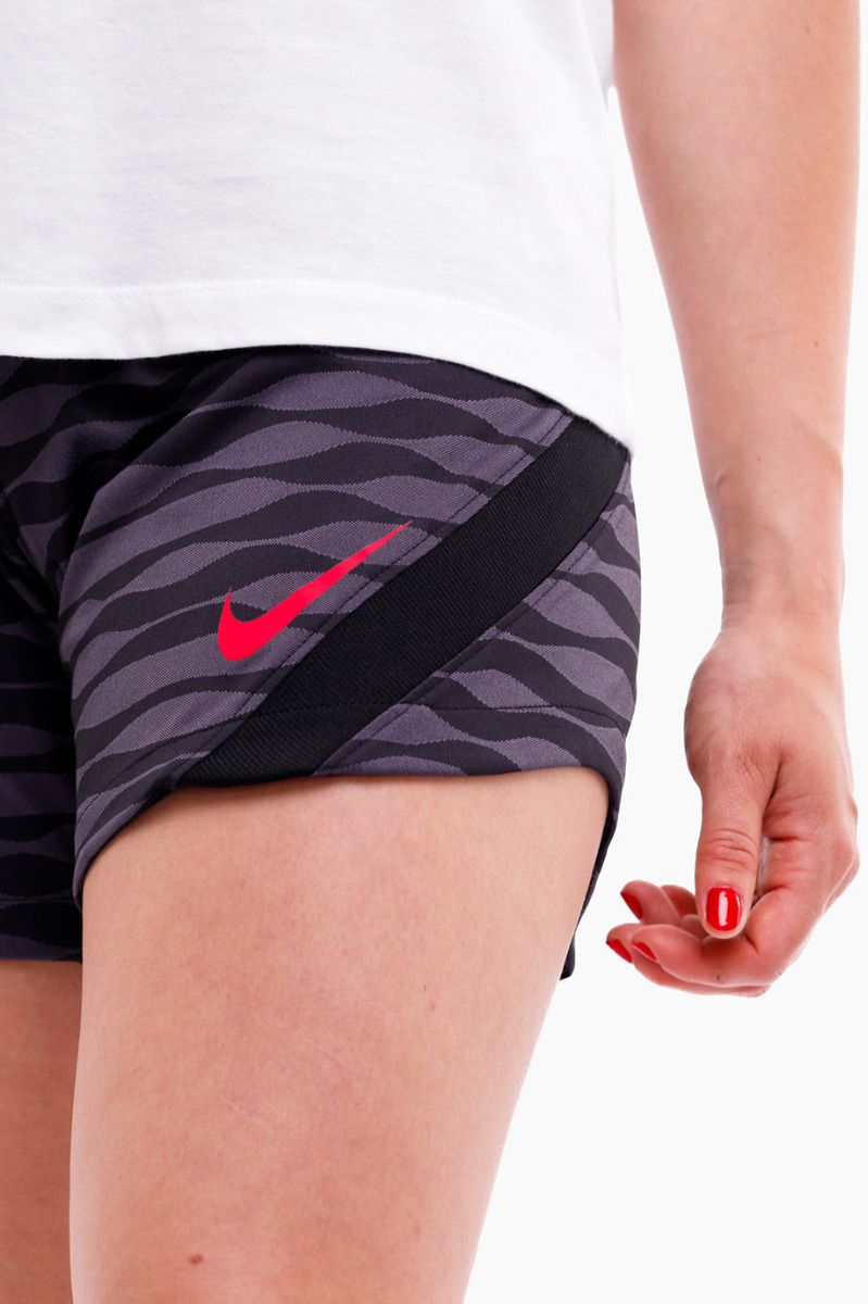 Nike Damen Shorts Dri-FIT Strike CW6095 012