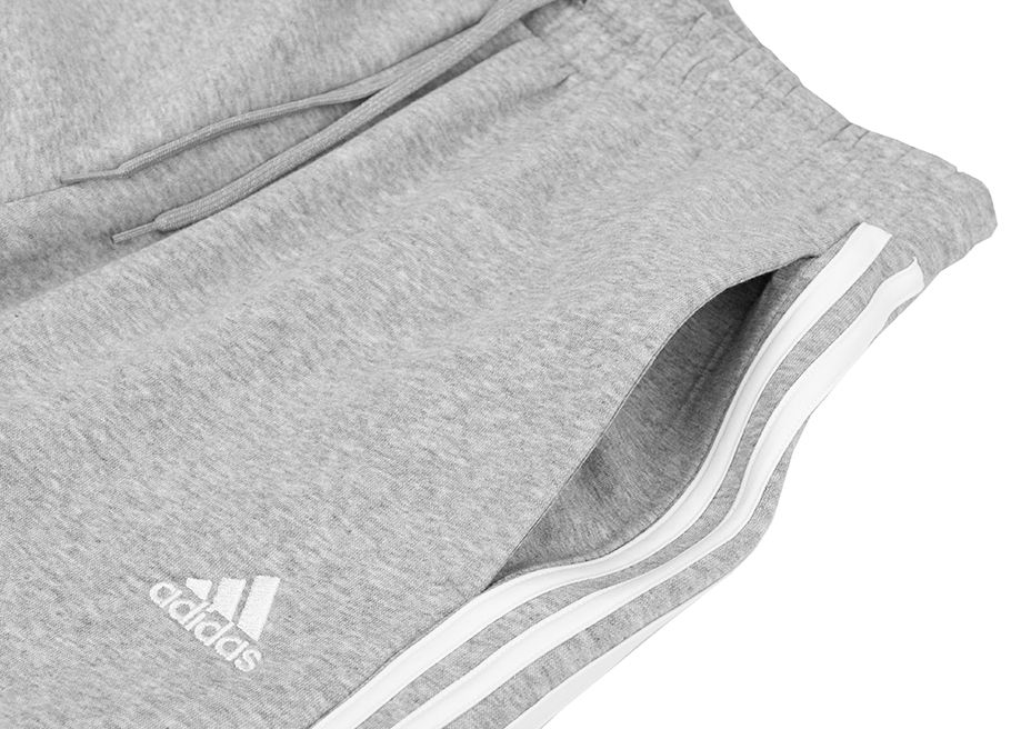 adidas Damen Jogginghosen Essentials 3-Stripes Open Hem Fleece IM0247