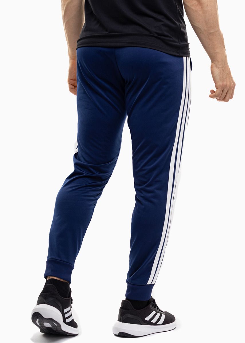 adidas Herrenhose 3-Stripes Tricot Regular Tapered JI8812 adidas Herrenhose 3-Stripes Tricot Regular Tapered JI8812