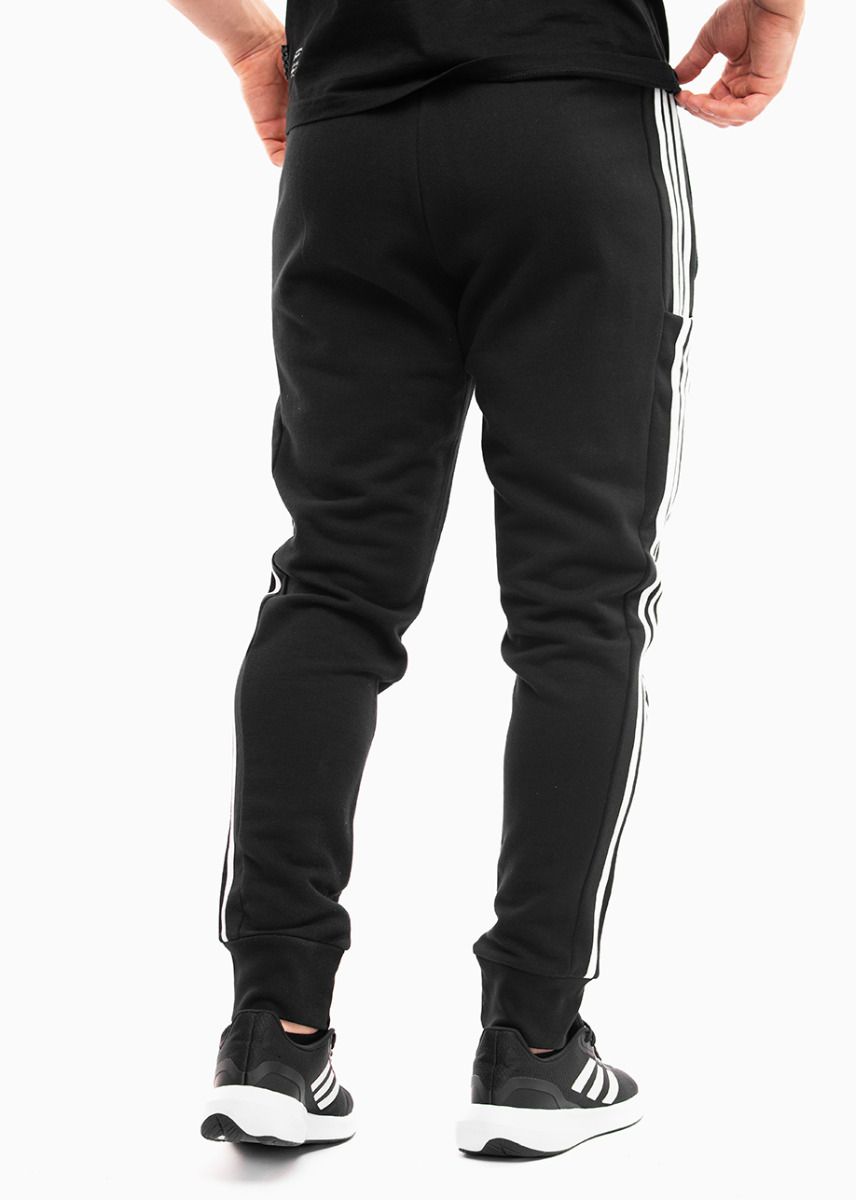 adidas Herrenhose Essentials French Terry Tapered Cuff 3-Stripes HA4337