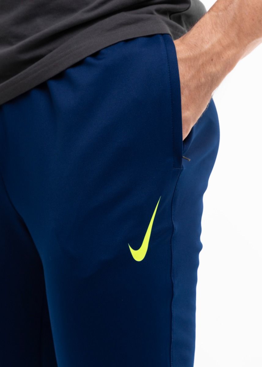 Nike Herren Hose Therma-Fit Strike Pant Kwpz Winter Warrior DC9159 492