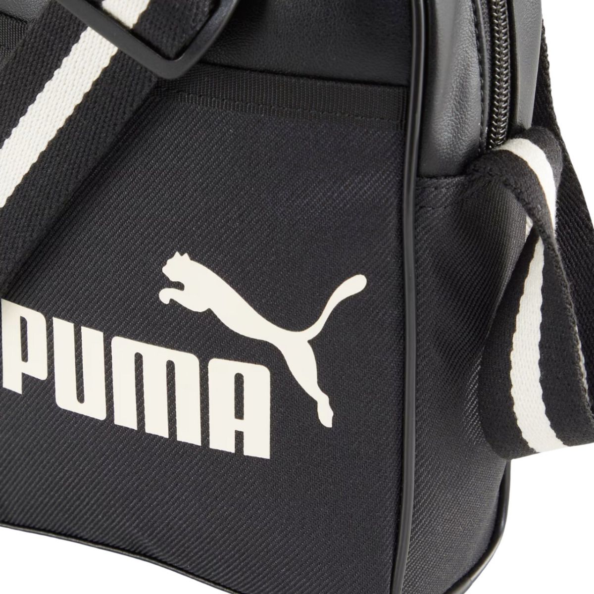 PUMA Gürteltasche Campus Compact Portable 90954 01