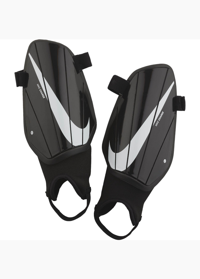 Nike Schienbeinschoner CHRG GRD SP2164 010 Nike Schienbeinschoner CHRG GRD SP2164 010