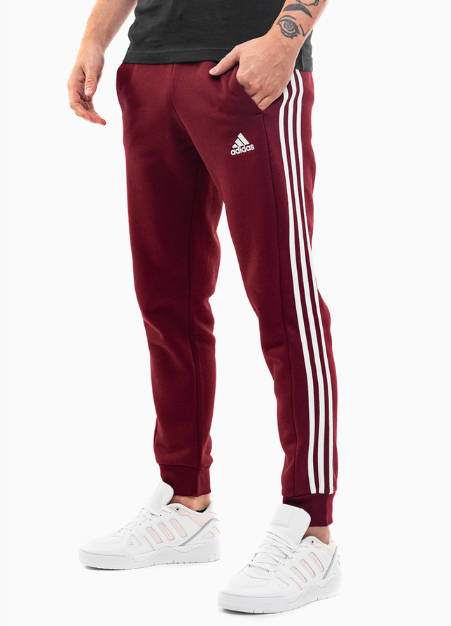 adidas Herrenhose Essentials Fleece 3-Stripes Tapered Cuff JG5951 adidas Herrenhose Essentials Fleece 3-Stripes Tapered Cuff JG5951