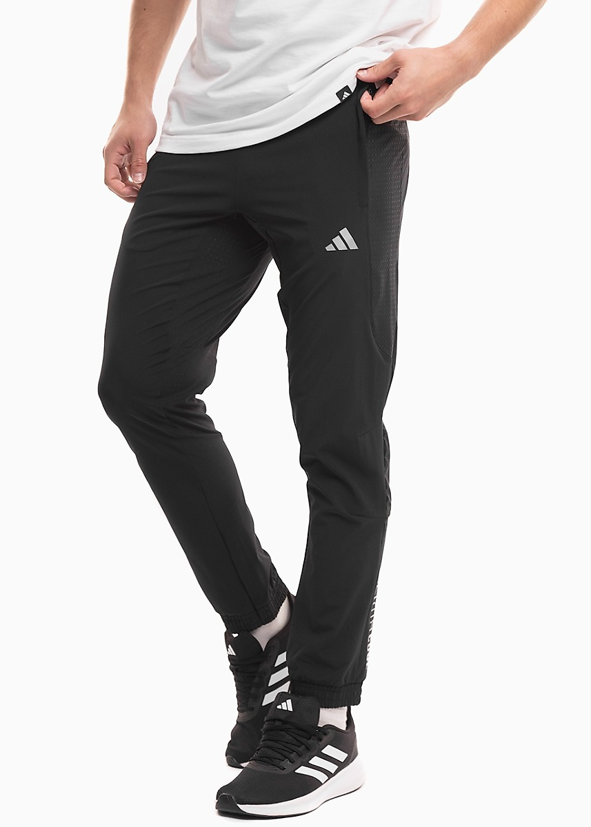adidas Herren Hose Tech Apparel JM8135
