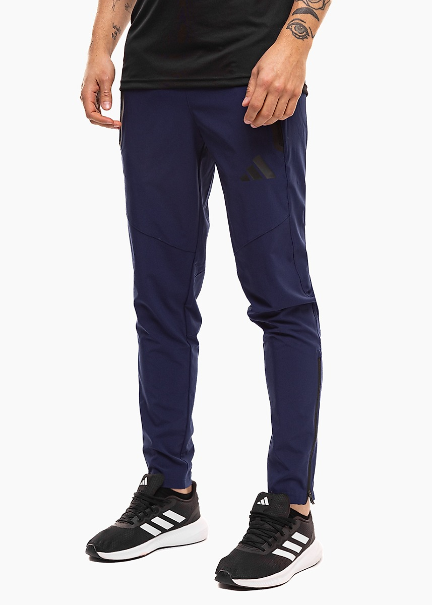 Herren Hose adidas Tiro 26 Travel Woven KE8364